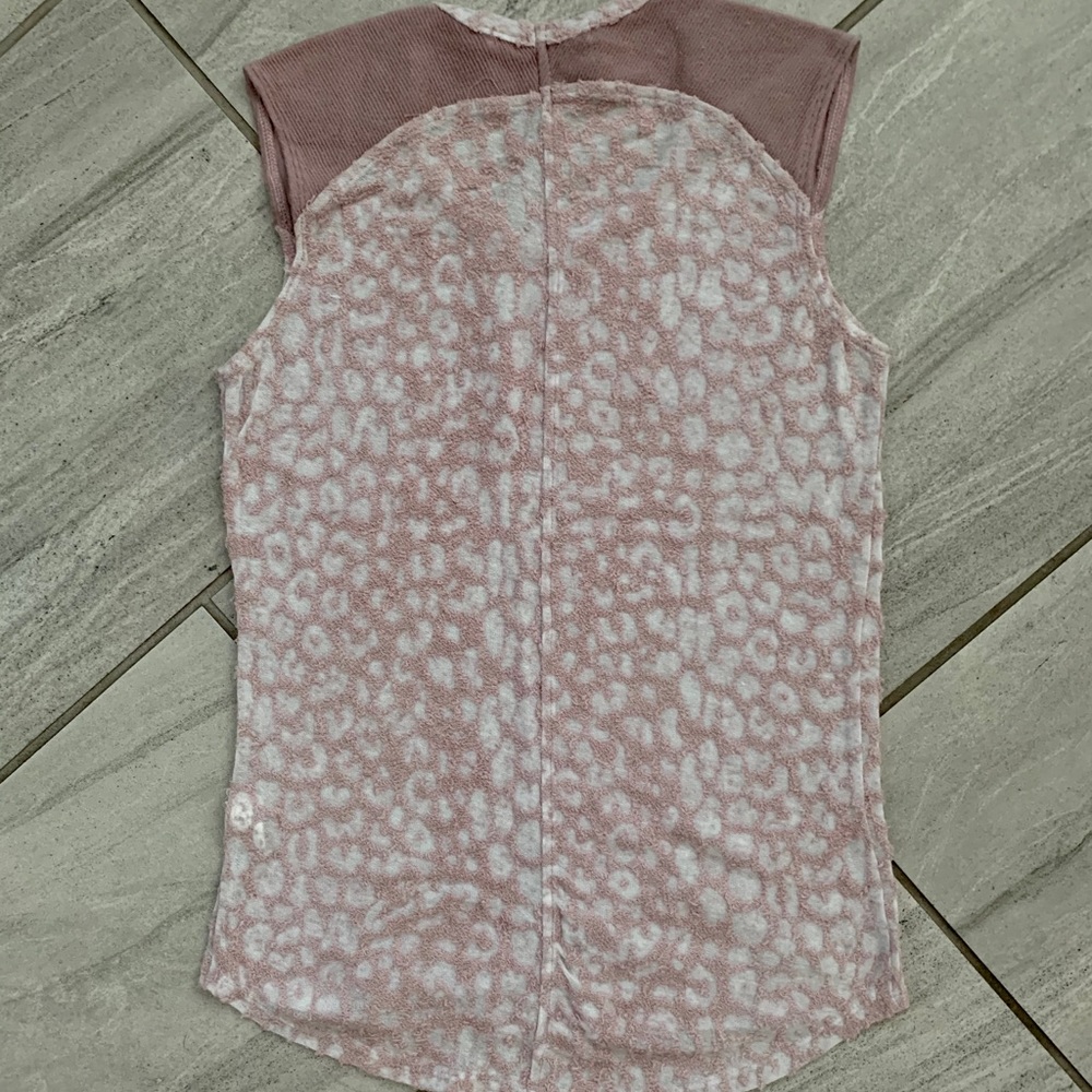 TANK TOP - Picture 2 of 2